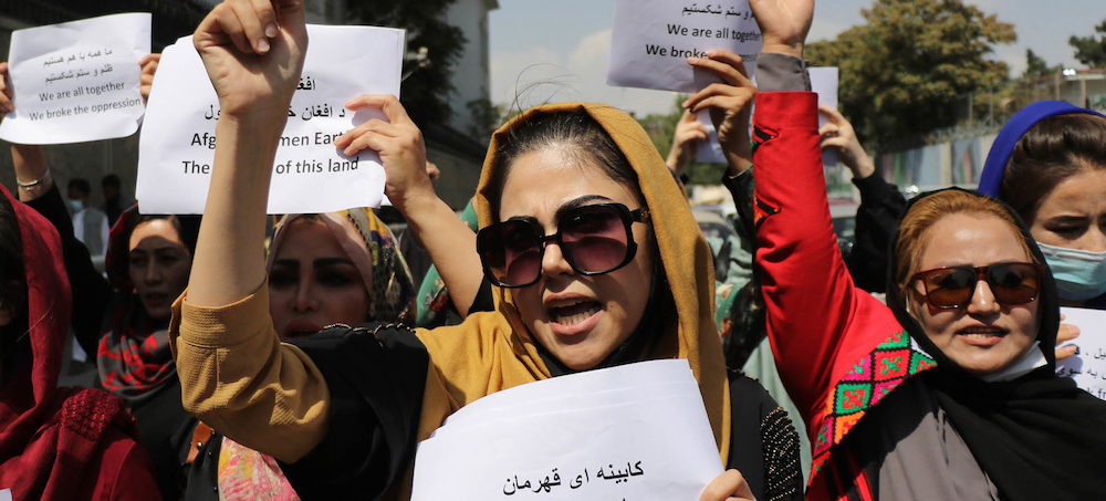 Afghan Women Barred From Teaching or Attending Kabul University