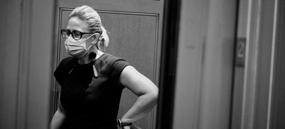 What's Wrong With Kyrsten Sinema?