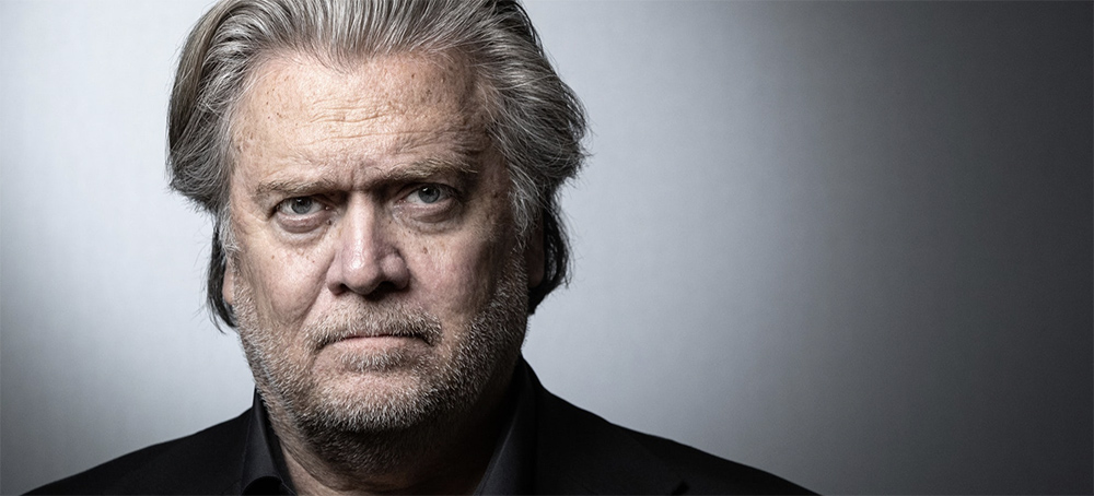 Bannon Caught Fleeing US Disguised as Man Who Recently Took Shower
