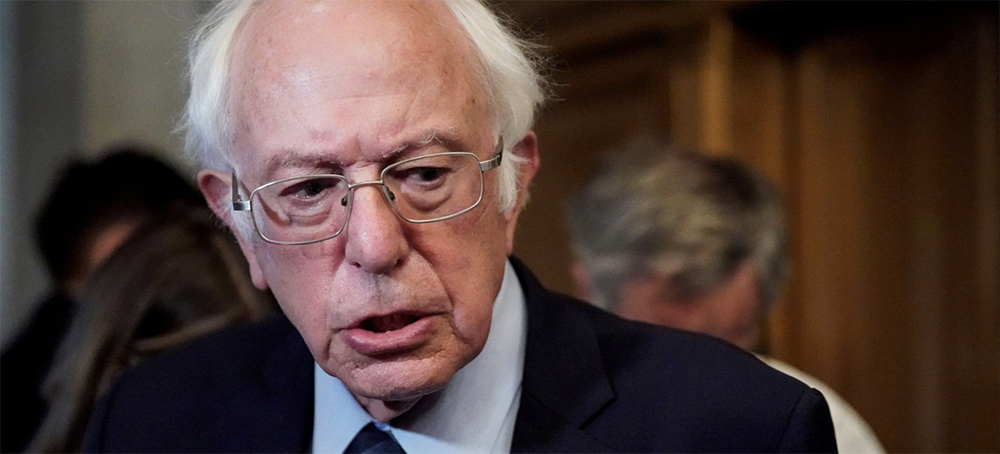 Bernie Sanders Is Facing Down Corporate Democrats on Taxes