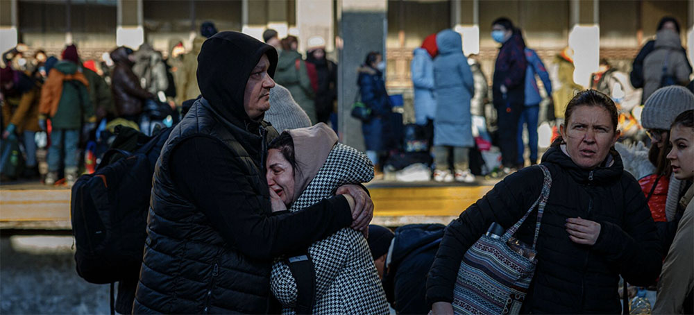 Switzerland Breaks Tradition of Neutrality, Freezes Russian Assets