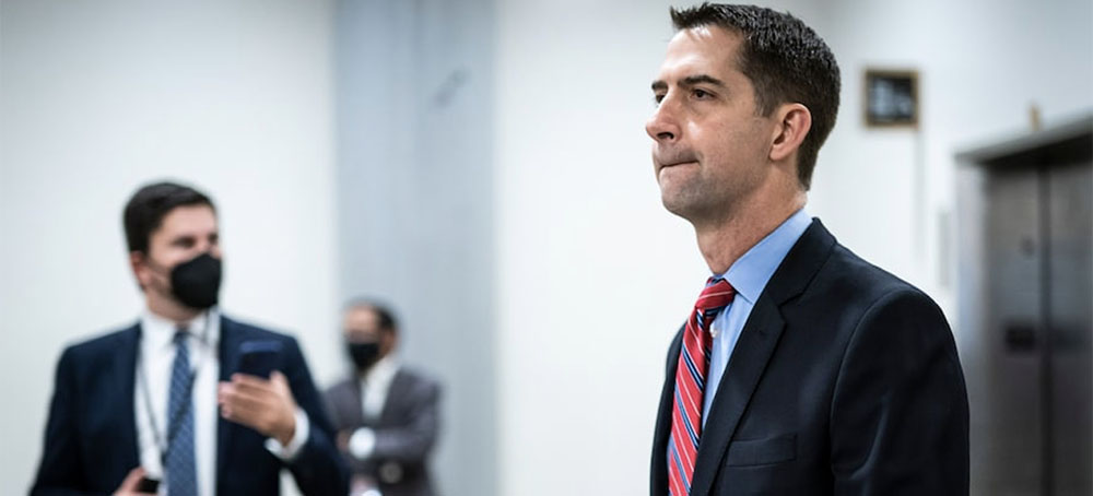 Putin's War Drives Trump's Personality Cult to New Lows