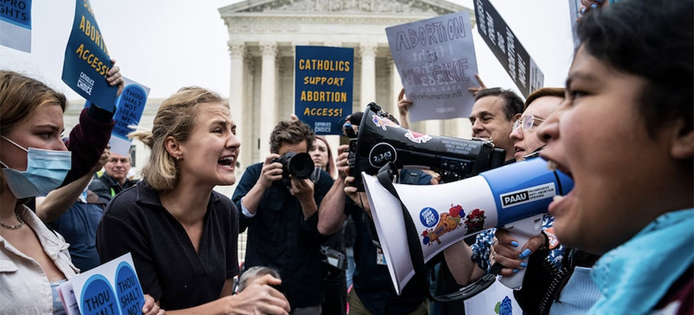 Overturning Roe v. Wade Could Upend the Midterms