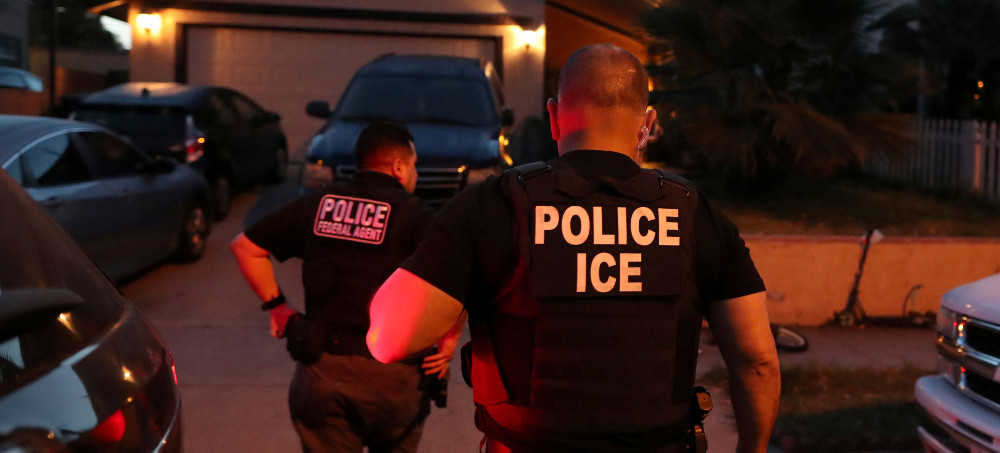 US Immigration Agency Operates Vast Surveillance Dragnet, Study Finds