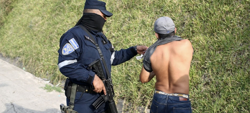 El Salvador: More Than 30,500 Arrested in Gang Crackdown
