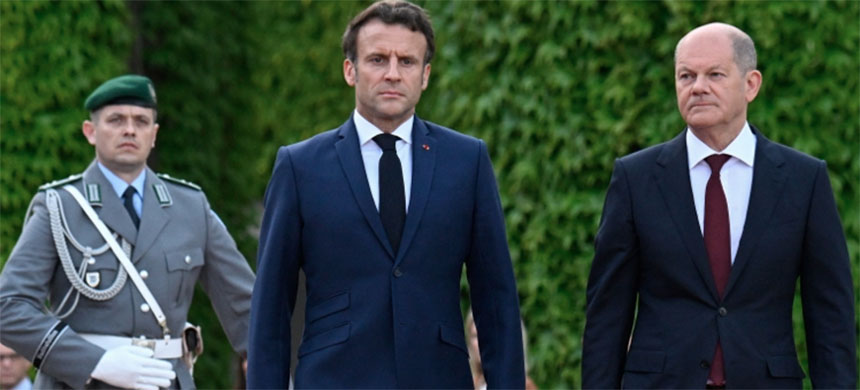 Ukraine Slams Macron's Remarks Not to 'Humiliate' Russia 