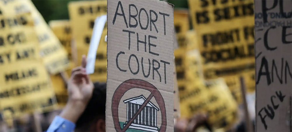 'A Mockery of Democracy': US Supreme Court in Question After Abortion Ruling