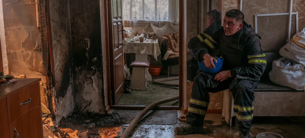 The Desperate Lives Inside Ukraine's 'Dead Cities'