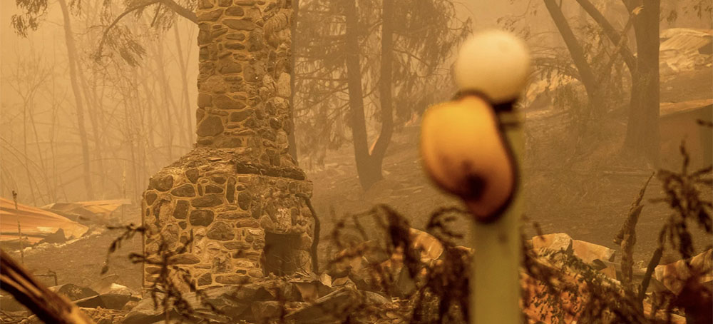 As Western Flames Spread, California Sees Its Largest 2022 Fire