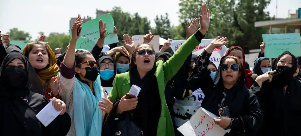 Female Protesters Beaten By Taliban Fighters During Rare Kabul Rally