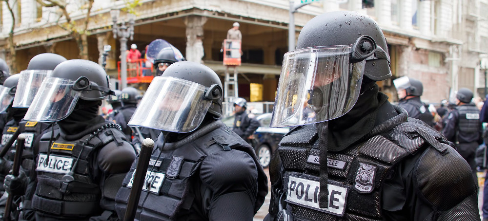 ACLU News Orgs Challenge Arizona Law Limiting Filming Of Police