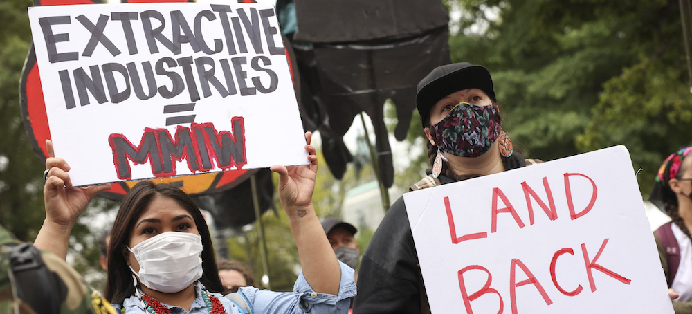 Fossil Fuel Industry Seeks to Expand Free Speech for Corporations and Limit It for Citizens