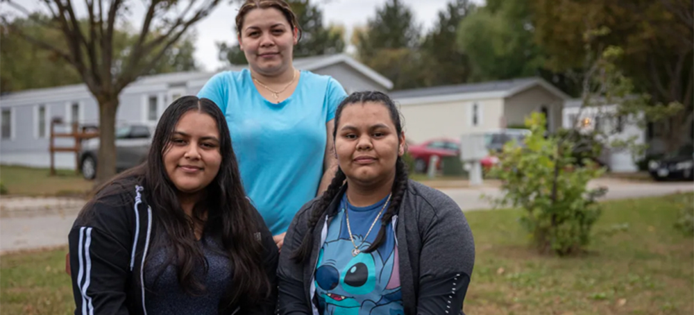 Honduran Sisters Awarded $80,000 After Border Agents Kept Them in ‘Overcrowded Cage’ for 9 Days