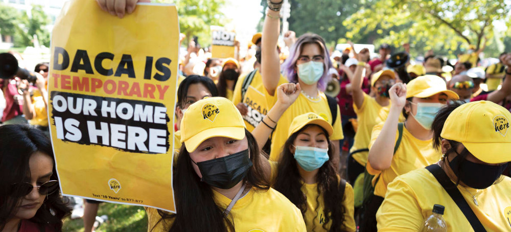 Immigrant Advocates Feel Abandoned as They Stare at Biden's First-Term Checklist