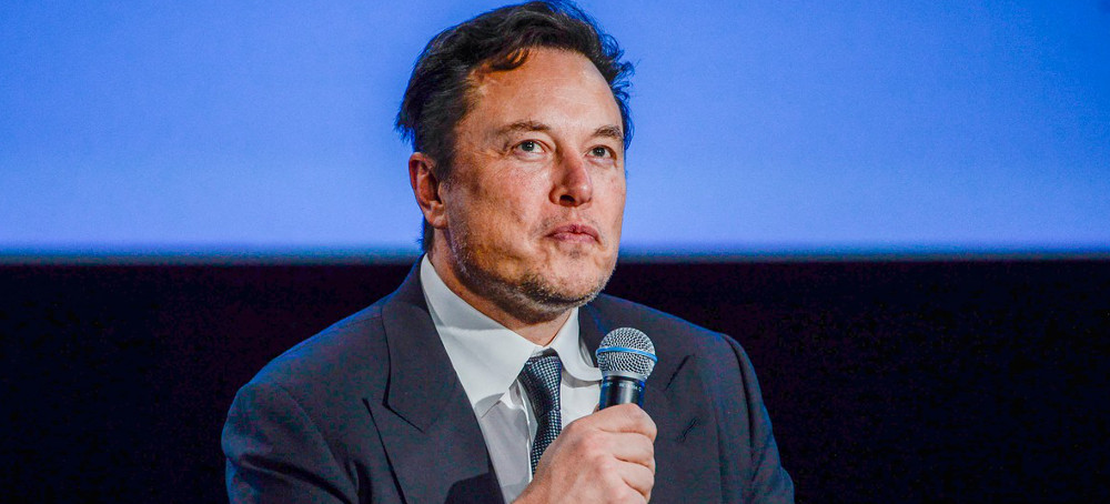 Neo-Nazis, Antisemites, and the N Word: Twitter Just Hours Under Elon Musk