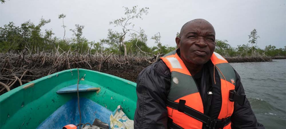 In Sierra Leone’s Fishing Villages, a Reality Check for Climate Aid