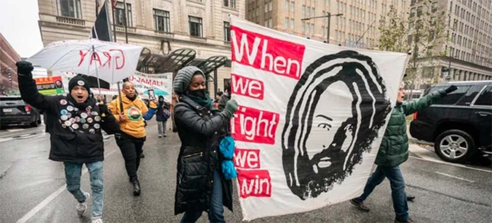 Judge Orders Philly DA to Disclose All Evidence in Mumia Abu-Jamal Case. Could It Lead to New Trial?