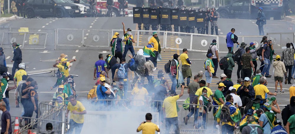 BREAKING: Bolsonaro Supporters Storm Brazil's Presidential Palace and Supreme Court