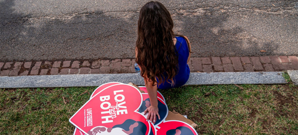 The Press is Falling for Anti-Abortion “Fetal Heartbeat” Propaganda