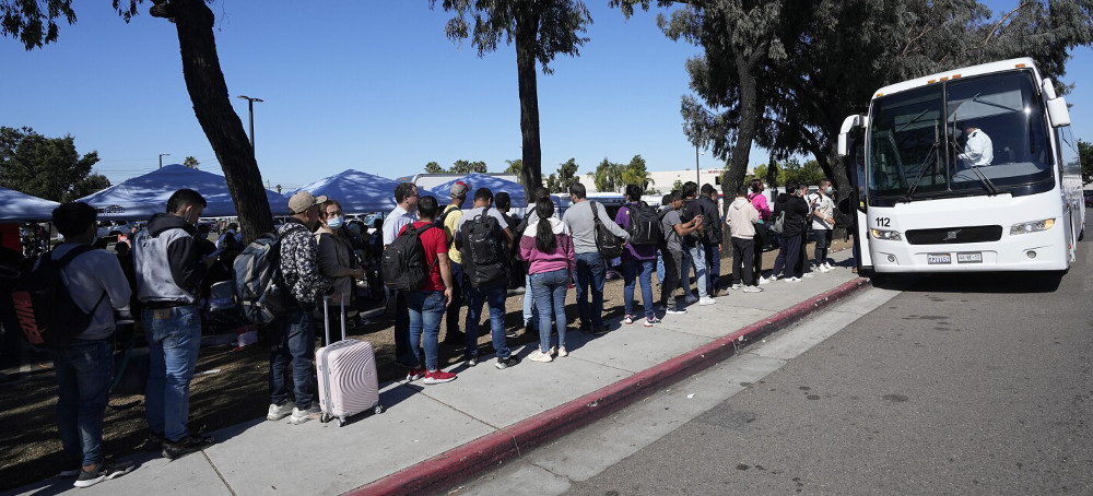 US Border Patrol Has Released Thousands of Migrants on San Diego’s Streets, Taxing Charities