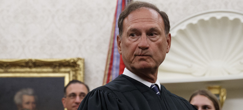 Alito and Thomas Might Be Losing Their Fellow Conservatives
