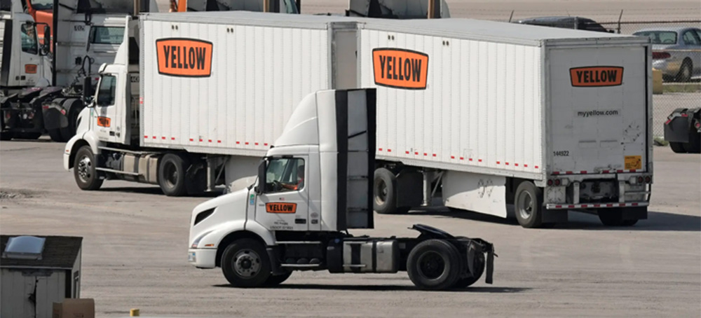 Trucking Firm That Got $700 Million US Bailout Declares Bankruptcy