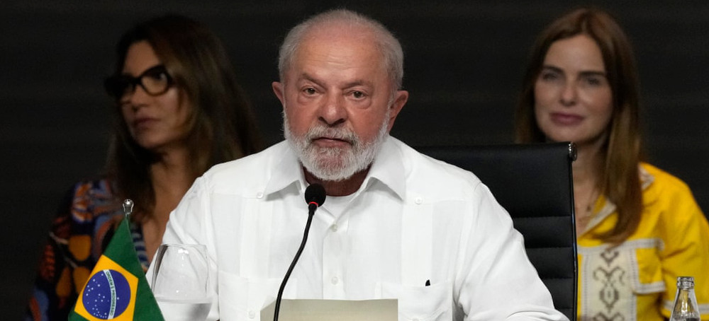 Brazilian President Lula Pledges 'New Amazon Dream' at Rainforest Summit