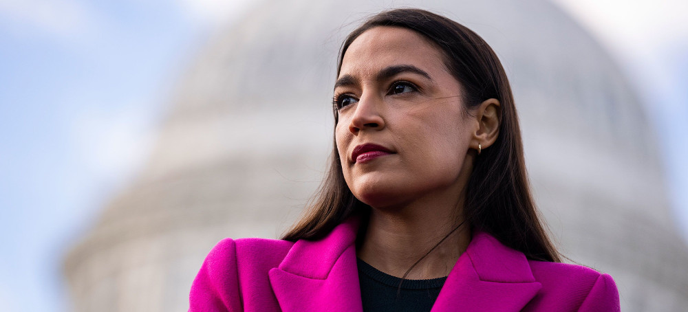 AOC Leads Call for Federal Ethics Investigation Into Clarence Thomas