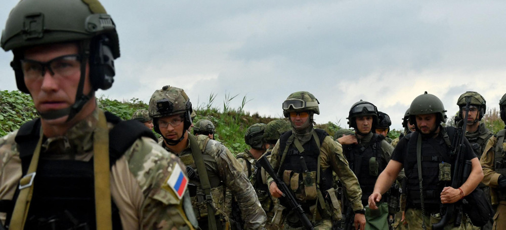 Female Saboteurs Who Poisoned 46 Russian Soldiers in Crimea Are on the Run After Shoot-Out With Police, Say Reports