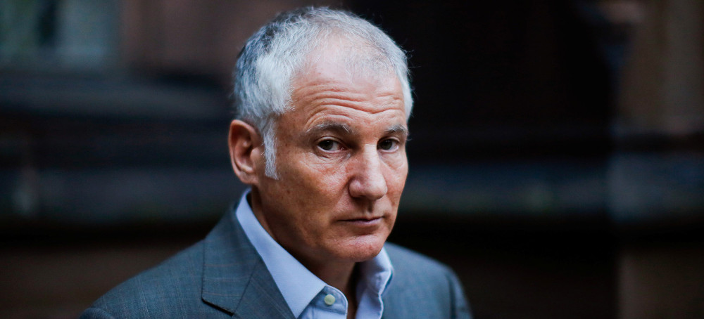 Should the West Threaten the Putin Regime Over Ukraine?