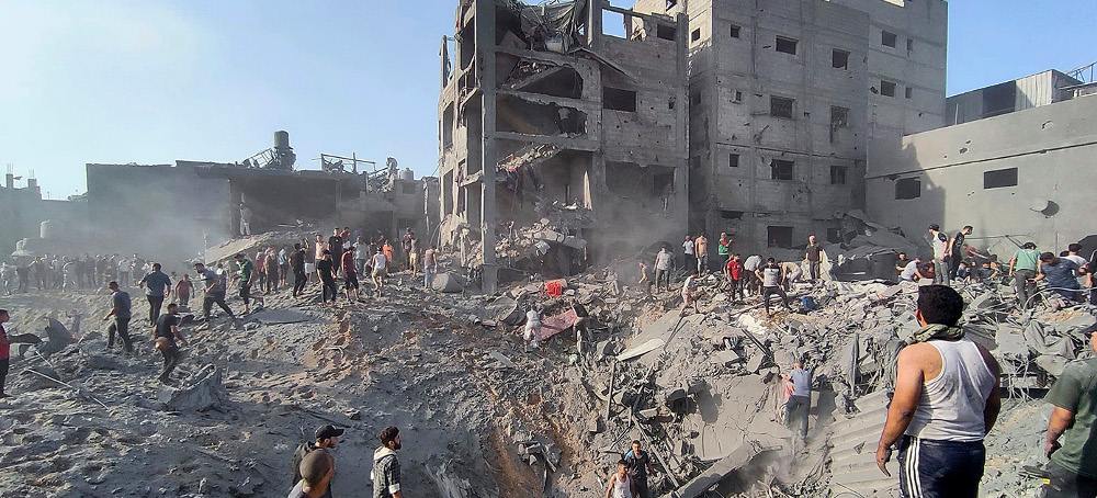 In War-Battered Gaza, Residents Grow Angry With Hamas