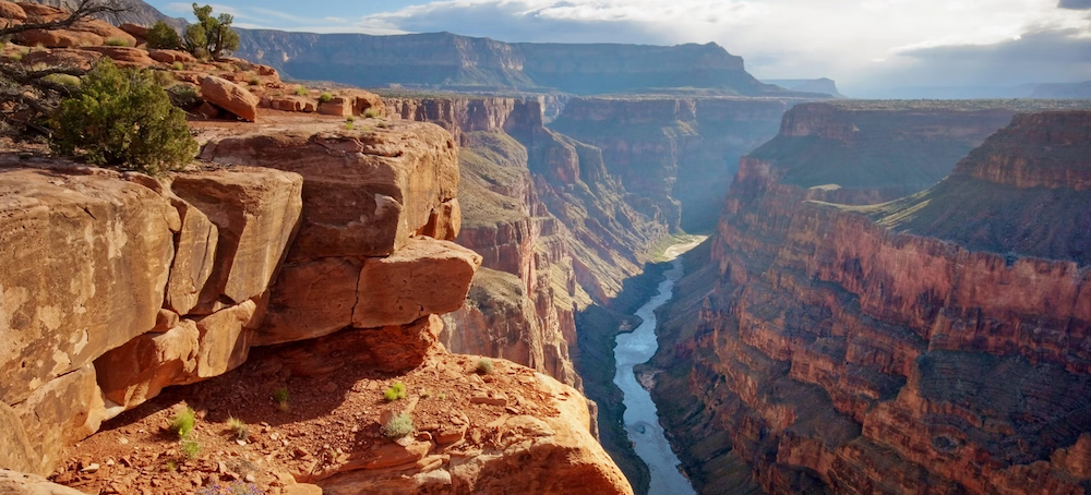 New Wave of Takedown Orders Targets Signs at Grand Canyon, 16 Other National Parks