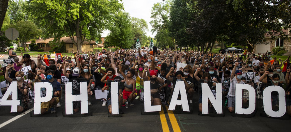 How Philando Castile’s Mother Helped Pioneer Tim Walz’s Free School Lunch Program