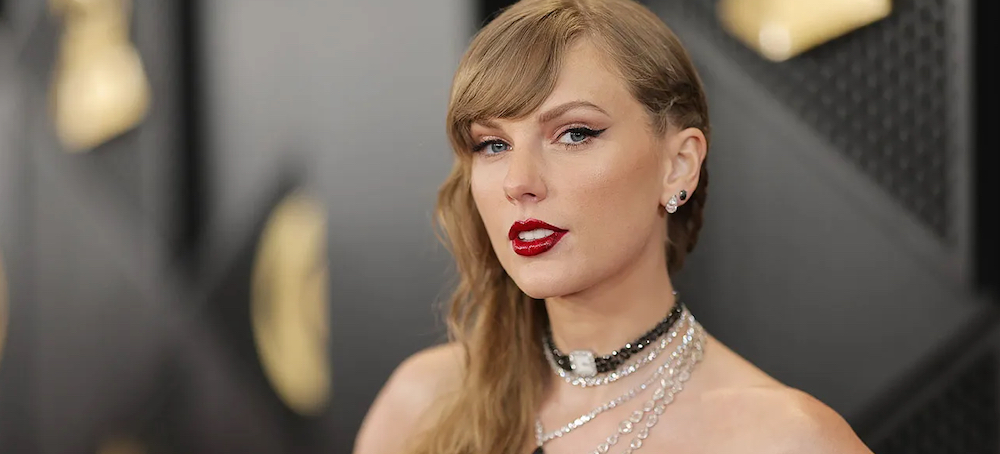 The Taylor Swift Way to Defuse a Troll