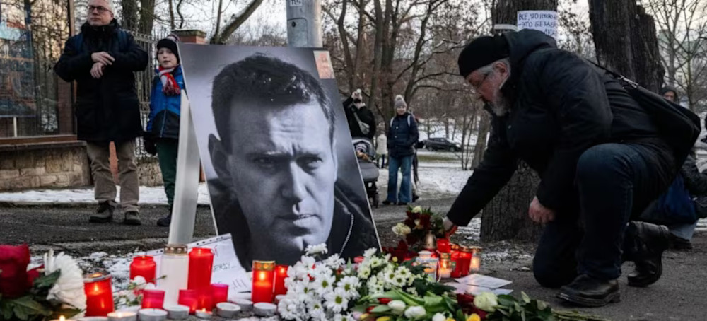 Yulia Navalnaya Says Foreign Tests Show Her Husband Was Poisoned