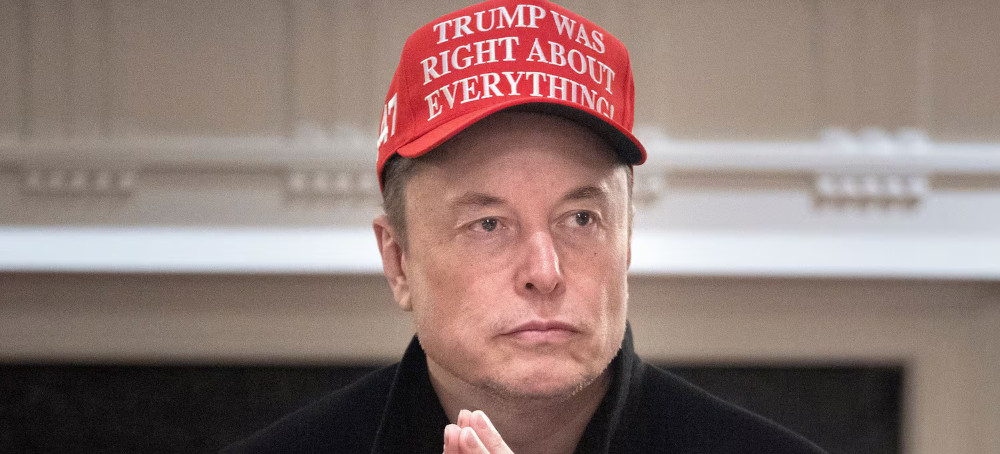 DOGE Goons Physically Drag Social Security Worker From Desk