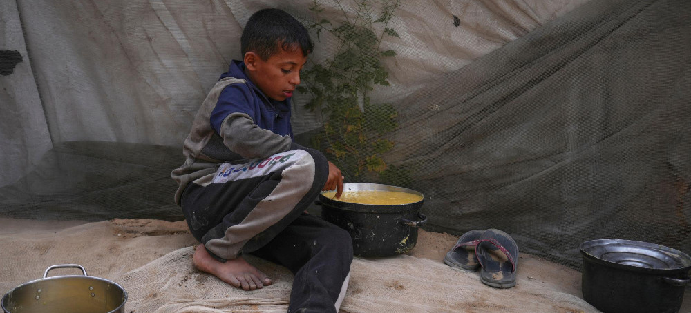 Gaza on Brink of Catastrophe as Aid Runs Out and Prices Soar, Groups Warn