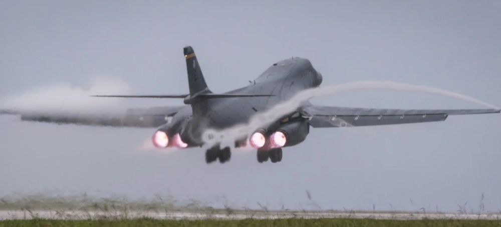 US Military Flew Supersonic B-1 Bombers Up to the Coast of Venezuela