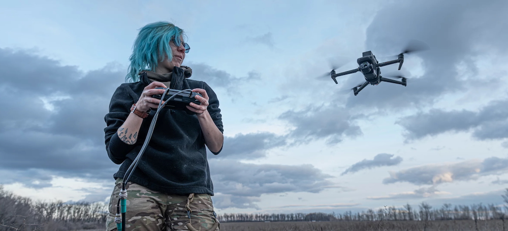 'No Turning Back': More and More Ukrainian Women Join the Army to Fight Russia