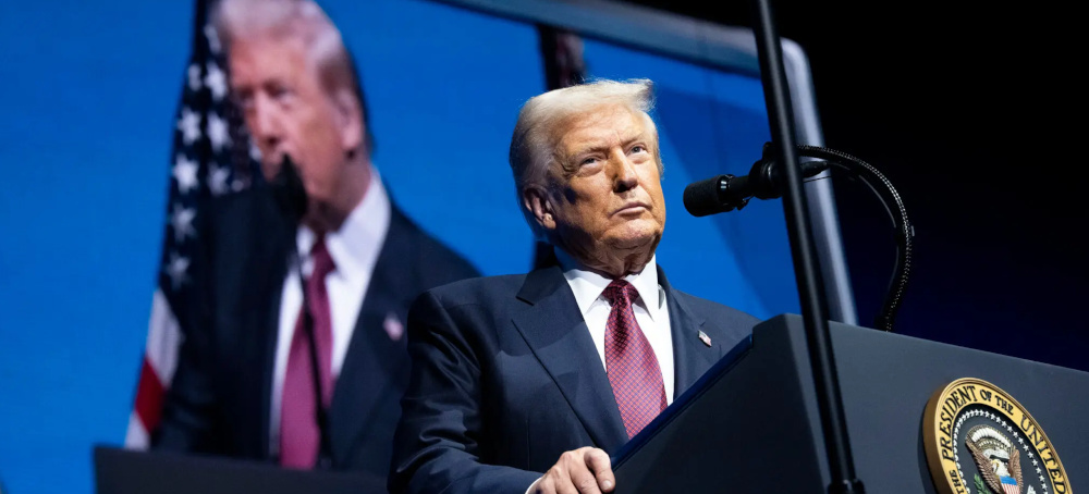 After Trump Split, Epstein Said He Could ‘Take Him Down’