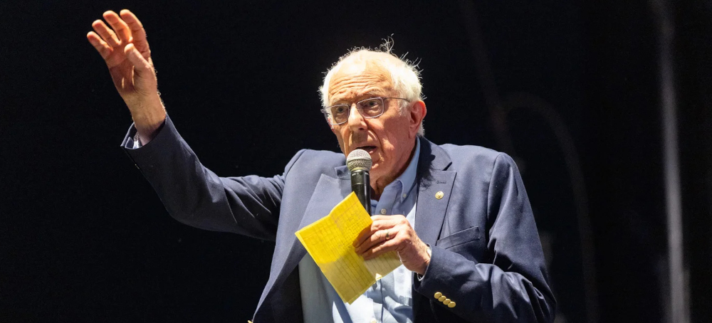 Bernie Sanders Leads Democratic Effort in Congress to Ward Off War With Iran