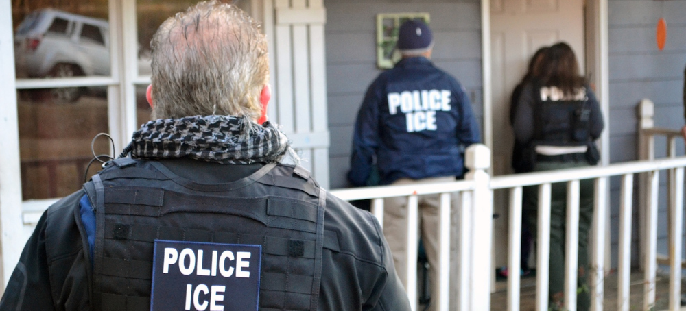 Immigration Agents Grab and Mistreat Citizens