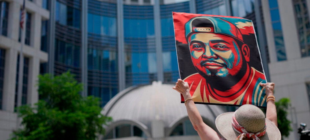 Kilmar Abrego Garcia Says He Was Beaten and Subjected to Psychological Torture in El Salvador Jail