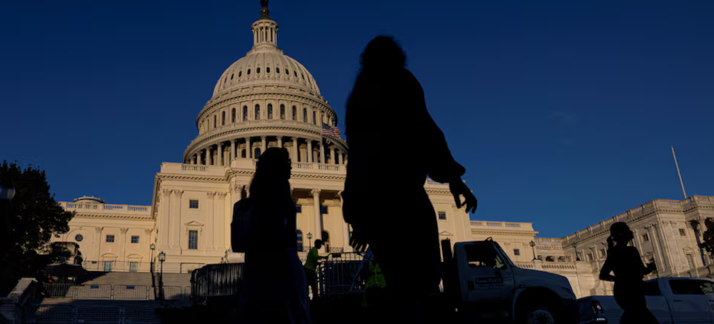 Sweeping US Defense Bill Passes, With Ukraine, Venezuela Provisions Defying Trump