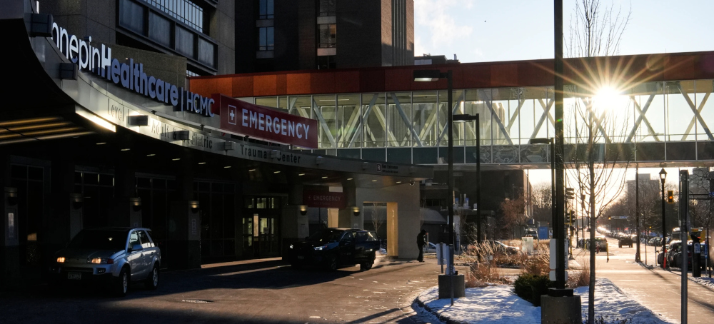 ICE Claim That a Man Shattered His Skull Running Into Wall Triggers Tension at a Minnesota Hospital