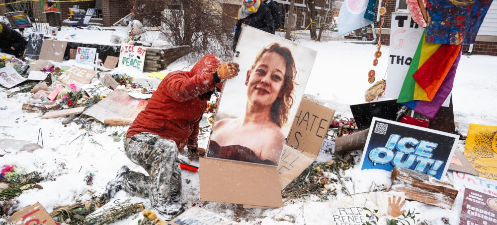 ICE Agent’s ‘Dragging’ Case May Help Expose Evidence in Renee Good Shooting