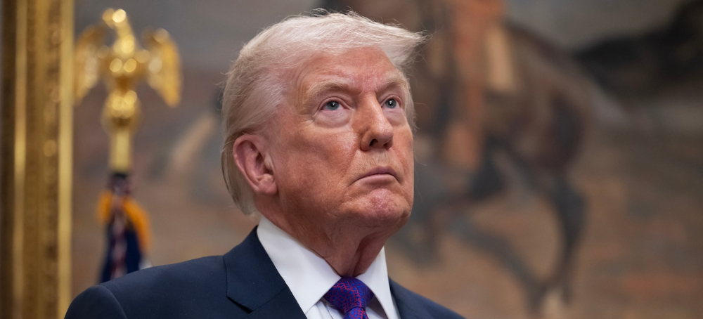 Trump Showed Classified Map to Passengers on His Plane in 2022, Memo Says