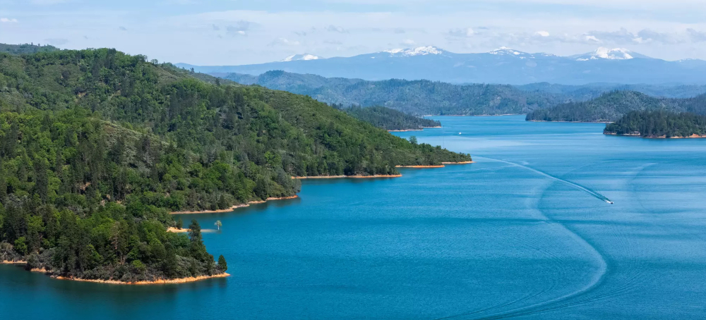 A Gas That Causes Climate Change Is Bubbling Out of Reservoirs