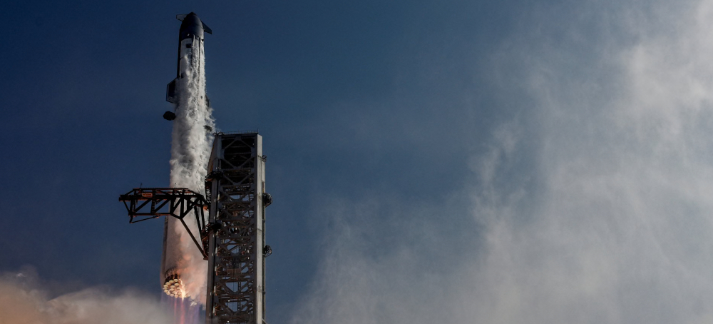 SpaceX Rocket Bursts Into Flames During Indian Ocean Landing – Video