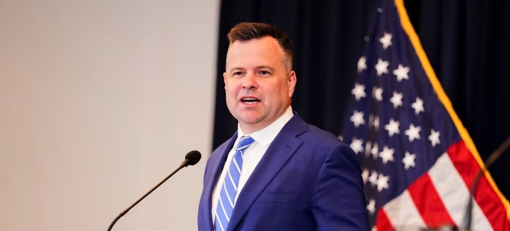 Trump Urges ‘Less Shackled’ Pulte to Fire Intelligence-Community Employees